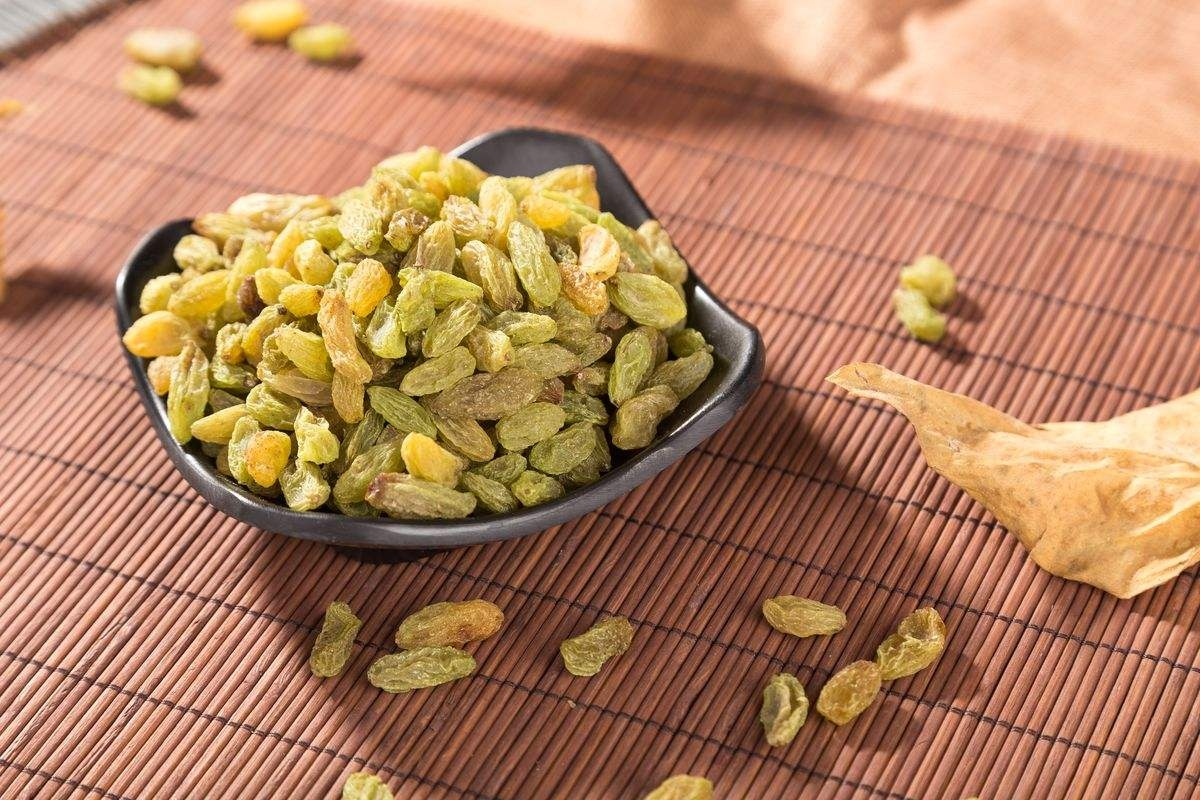 经常吃点葡萄干，可能收获5个好处，但每次食用要适量