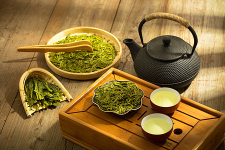 喝茶对健康是有益还是有害？提醒：这5种茶或会伤身，要少喝。